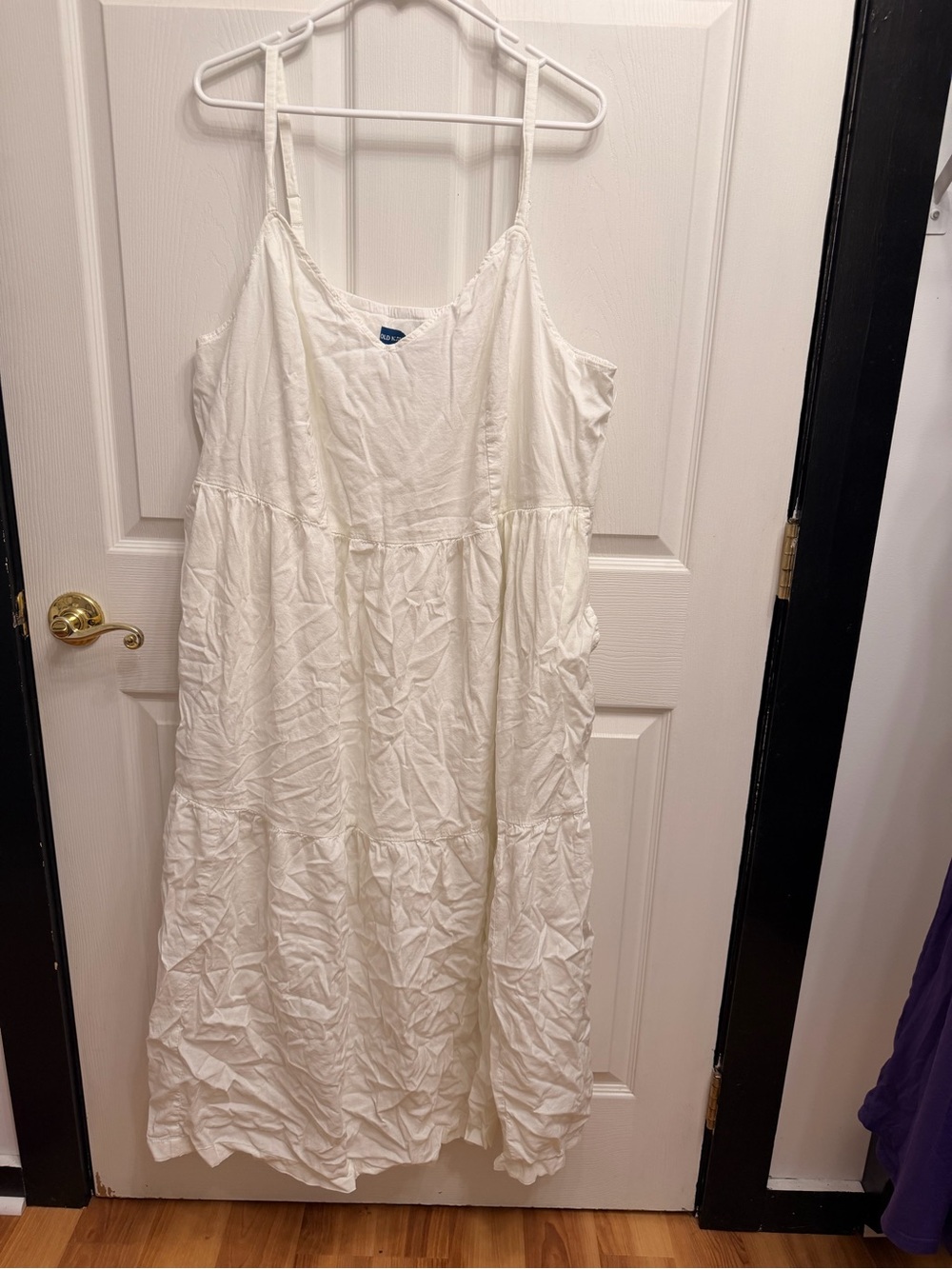 NWOT 3x Old Navy Cream Tiered Spaghetti-Strap Maxi Dress
